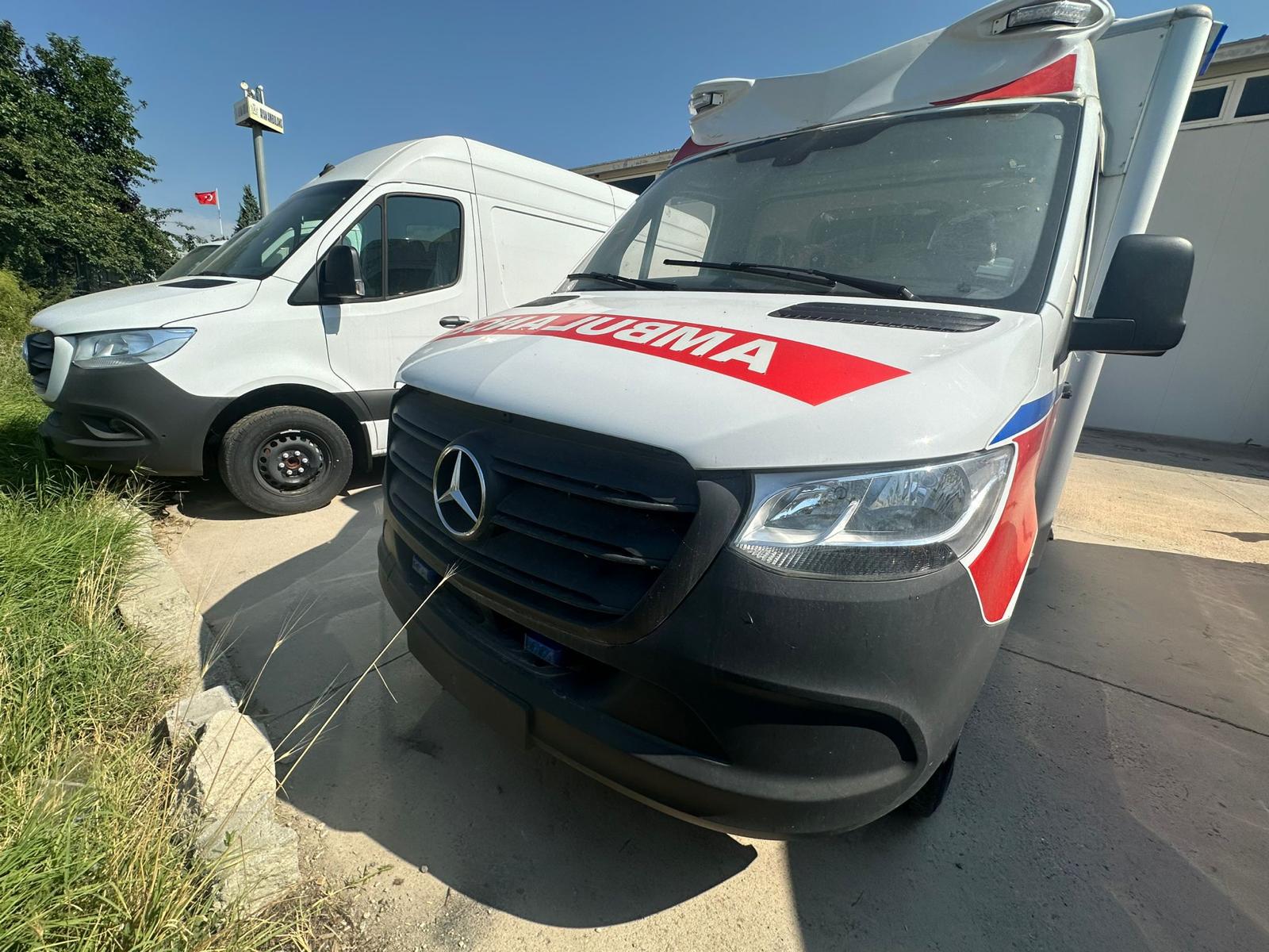 Mercedes Box-Type Ambulance - Image 5