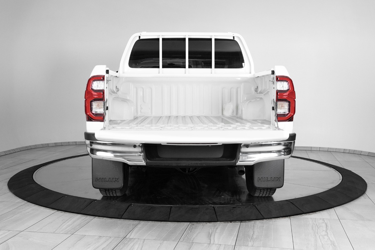 Toyota Hilux Armored Vehicle - Image 2