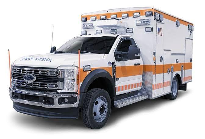 Ford F-550 Ambulance – Heavy-Duty 4x4 Emergency Vehicle
