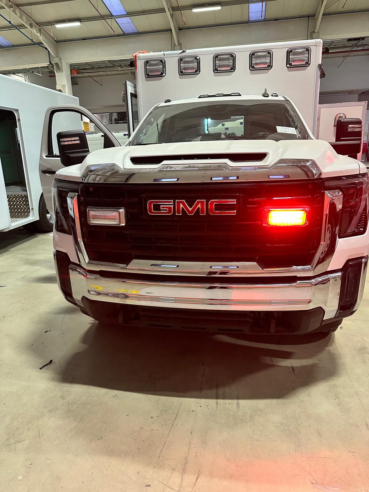 GMC Sierra Ambulance - Image 2