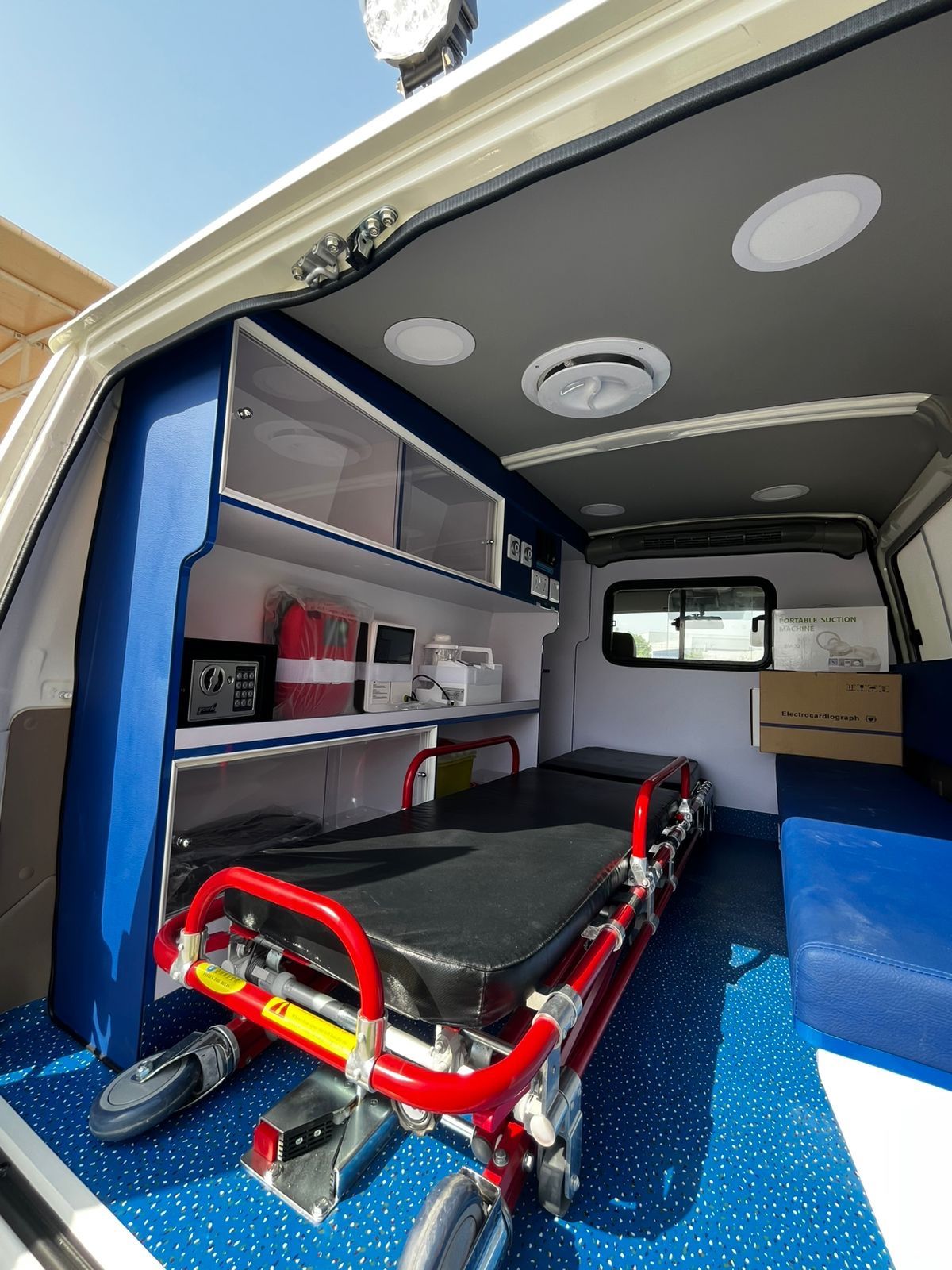 BLS Toyota Land Cruiser Ambulance - Image 4