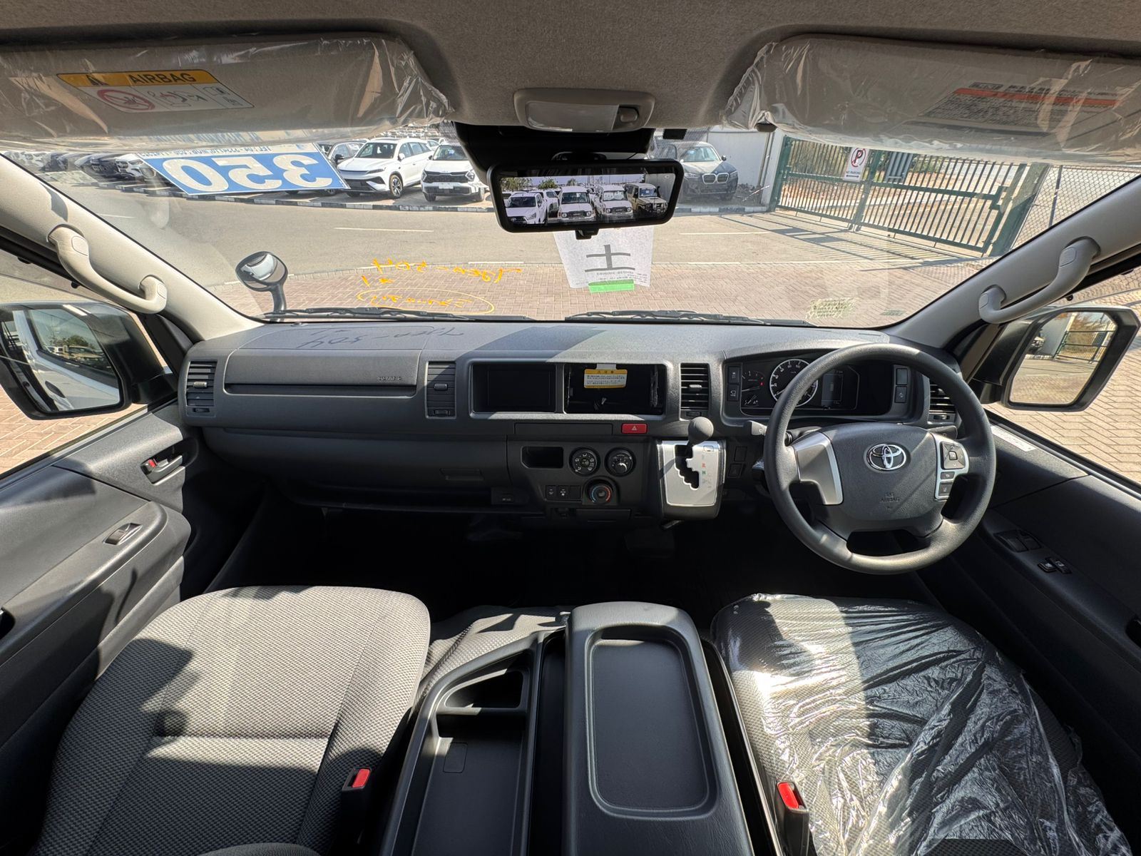 Toyota Hiace Ambulance RHD 200 AWD A/T - Image 9