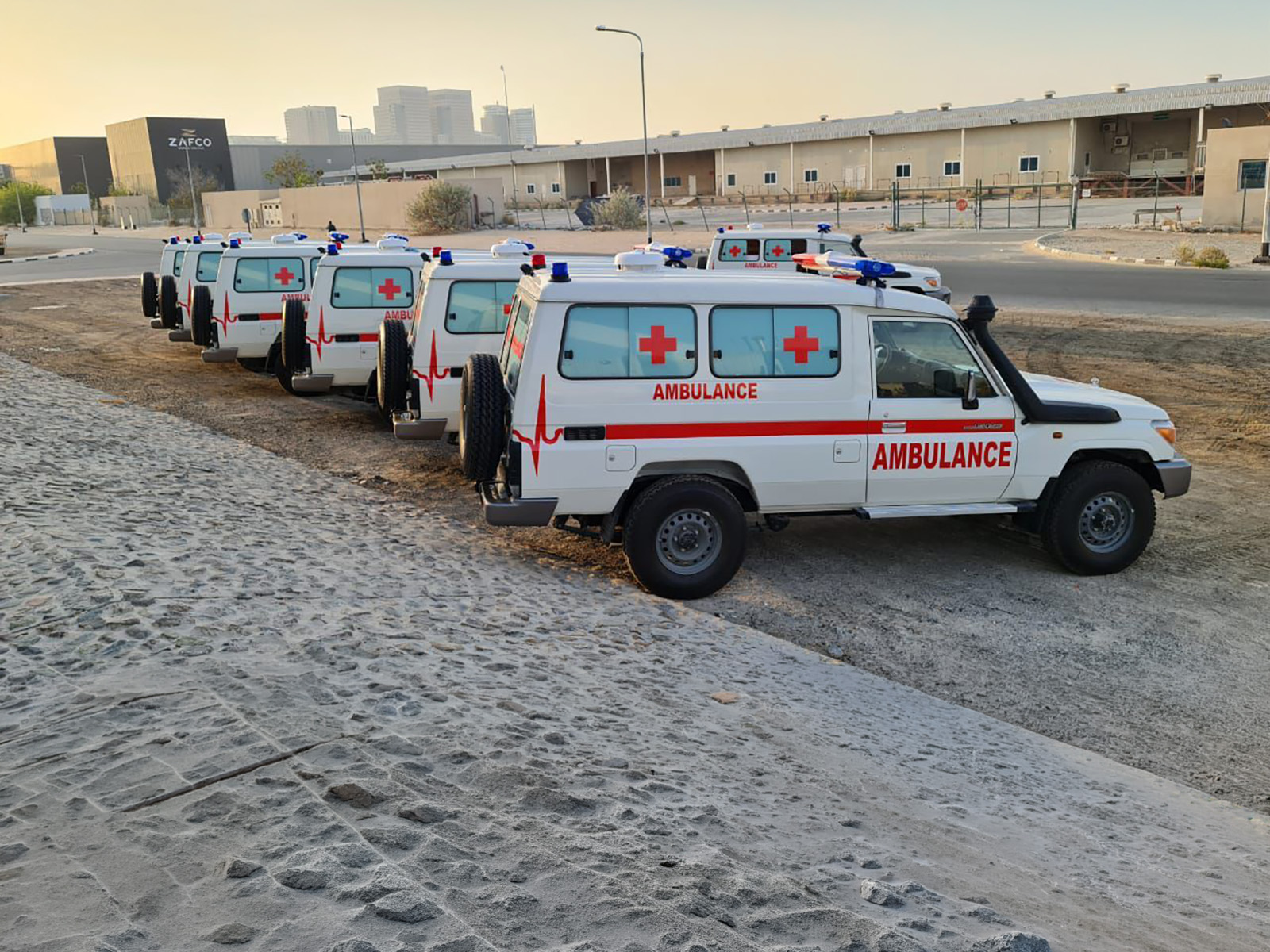 Toyota Land Cruiser LC78 4×4 Ambulance - Image 2