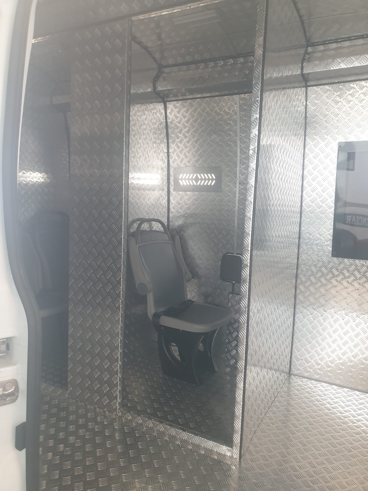 Prisoner Transport Vehicle - Detainee Transport Vehicle - Image 4