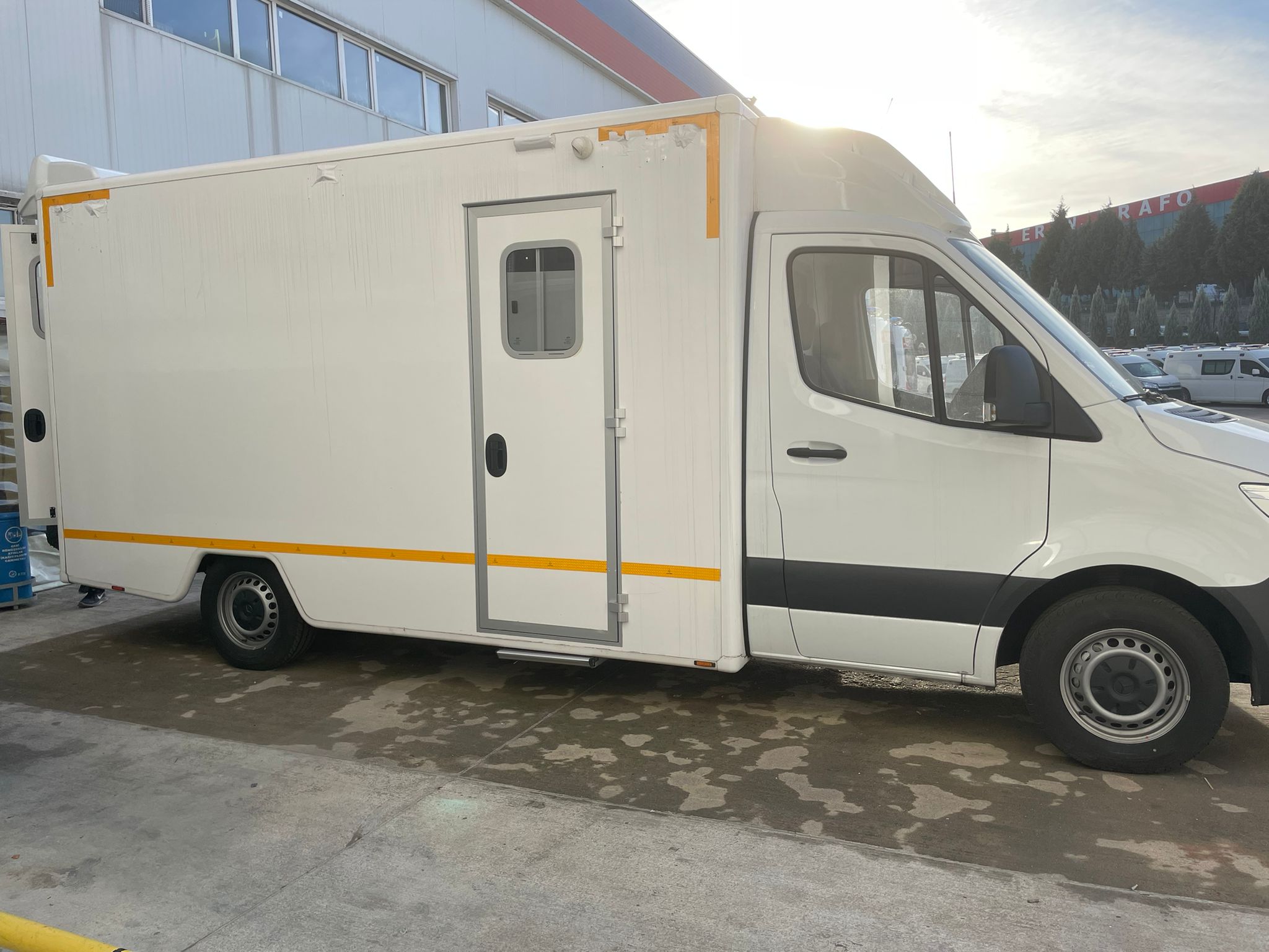 Скорая помощь Mercedes Sprinter 4x4